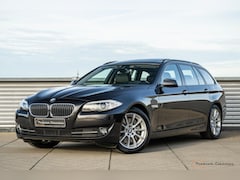 BMW 5-serie Touring - 535xi | 57.000KM | 1st Owner | Panorama | Surround Camera | Comfort Seats