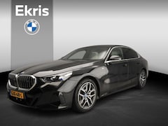 BMW i5 - Sedan eDrive40 | M-Sportpakket | LED | Leder | HUD | Active cruise | Trekhaak | Panoramada