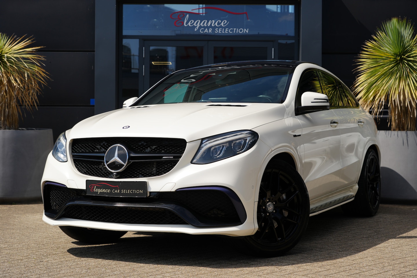 Mercedes-Benz GLE-Klasse Coupé - AMG 63 4MATIC 558pk Panoramadak/B&O/360Camera - AutoWereld.nl