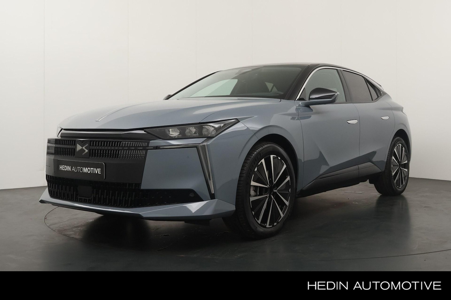 DS No 4 - E-Tense Pallas Comfort Tech Pack 58.3 kWh | 19" LM Velgen "Zurich" | Two Tone kleur | Warm - AutoWereld.nl