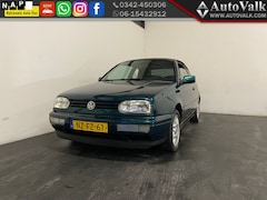 Volkswagen Golf Cabriolet - 1.8