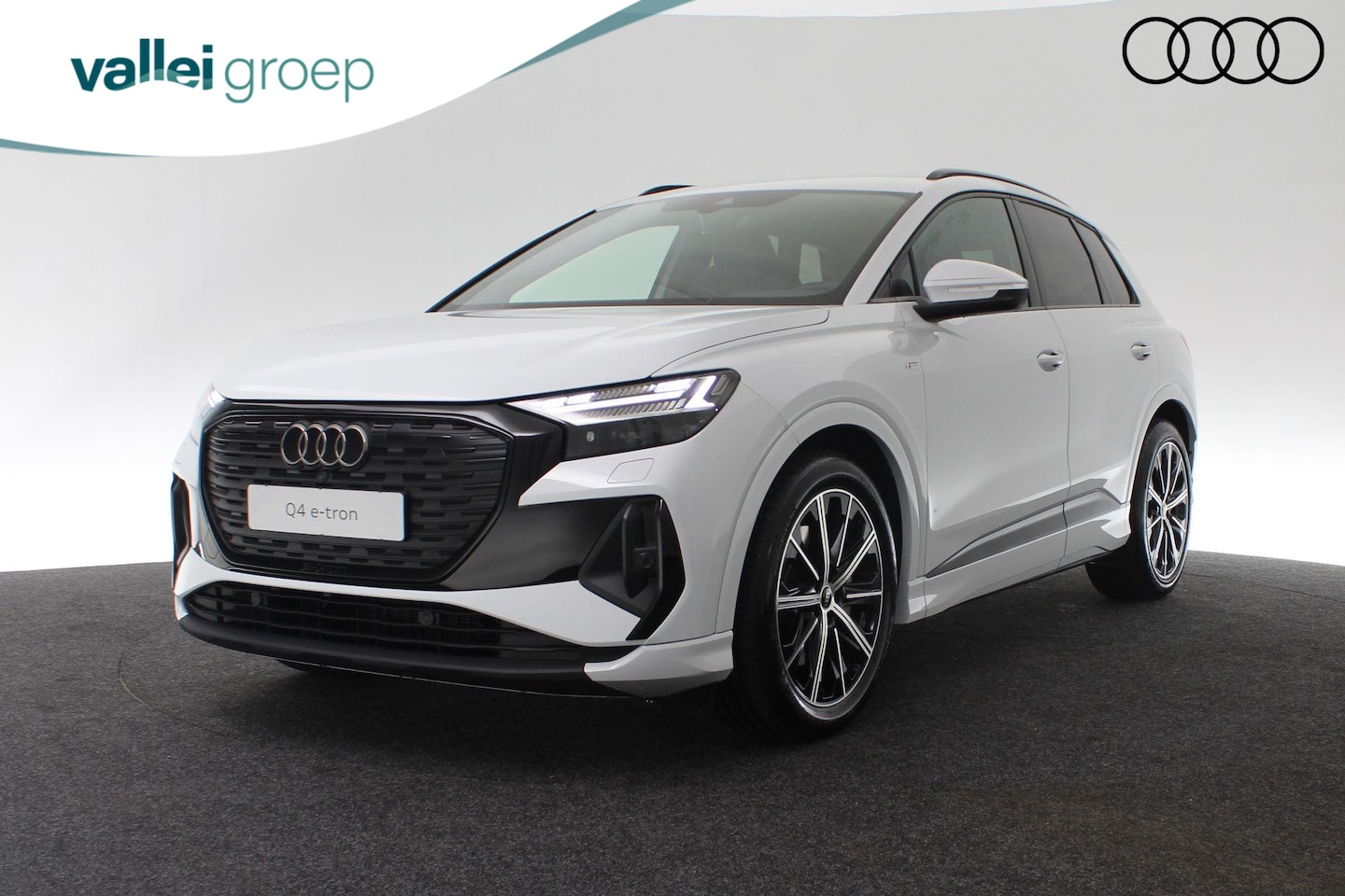 Audi Q4 e-tron - S edition Competition 45 286 pk quattro | Trekhaak | Assistentiepakket plus | Optiekpakket - AutoWereld.nl
