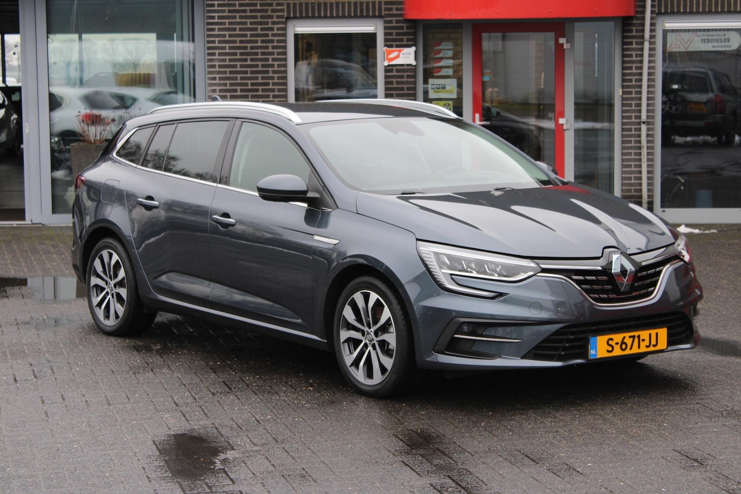 Renault Mégane E-Tech - Estate 1.6 Plug-In Hyb. 160 Techno Trekhaak/Dodehoek/Head up - AutoWereld.nl