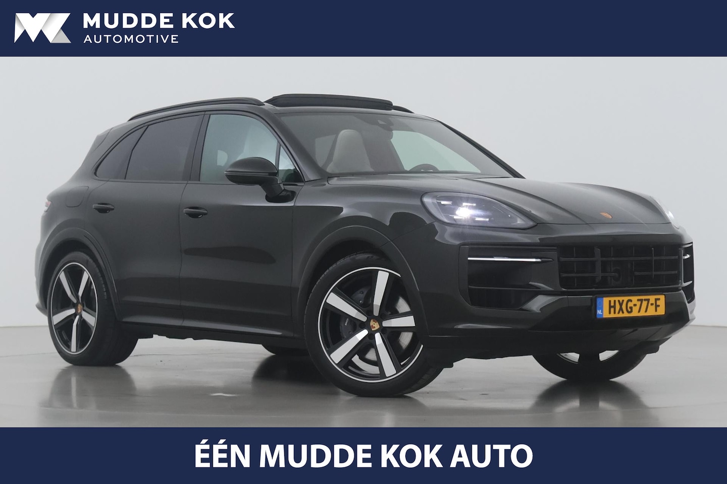 Porsche Cayenne - 3.0 E-Hybrid | PTS Dark Olive | 22 Inch | Sport Chrono | Luchtvering | ACC | Panoramadak - AutoWereld.nl