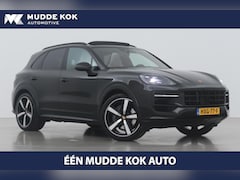Porsche Cayenne - 3.0 E-Hybrid | PTS Dark Olive | 22 Inch | Sport Chrono | Luchtvering | ACC | Panoramadak