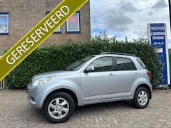 Daihatsu Terios - 1.5-16v 2WD Airco, Afn. Trekhaak, Lmv, Pdc