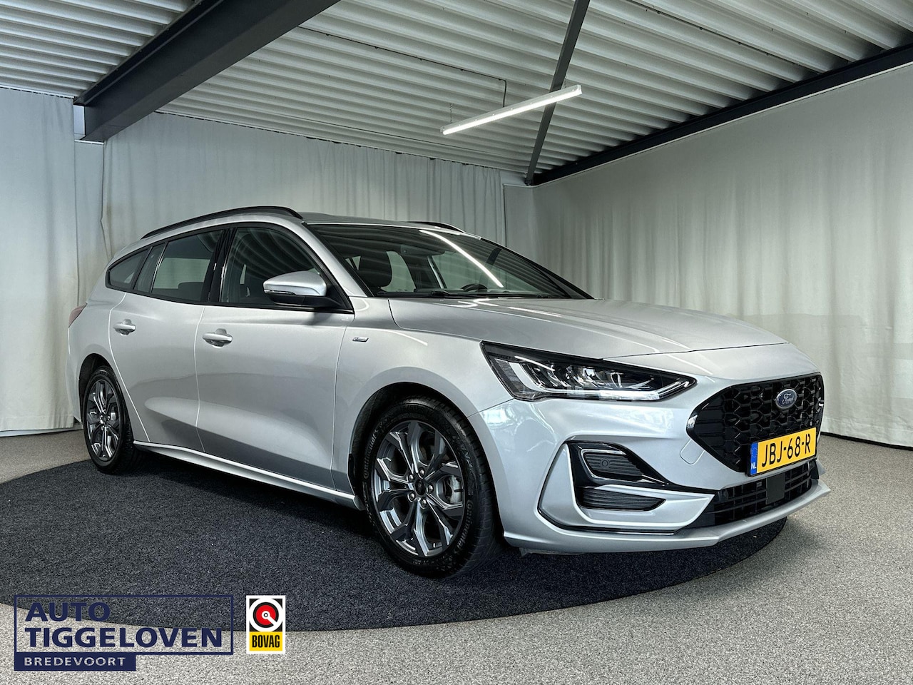 Ford Focus Wagon - 1.0 EcoBoost Hybrid ST Line Automaat | Navi | CarPlay | LED - AutoWereld.nl