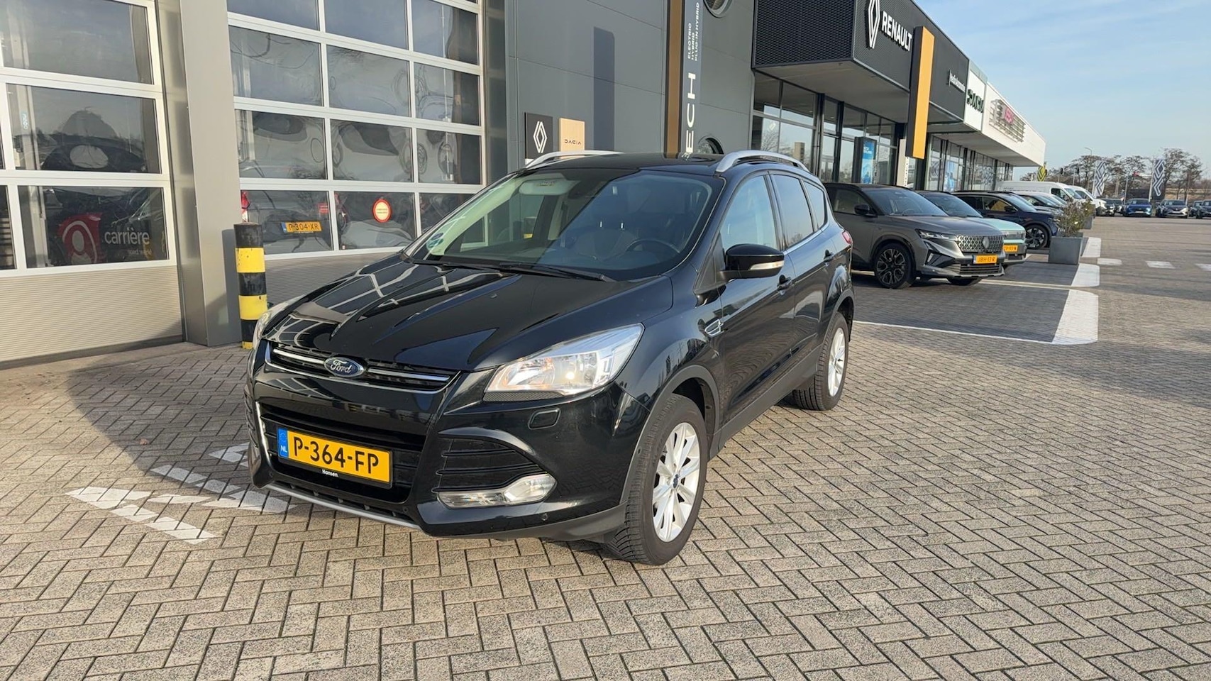 Ford Kuga - 1.5 Titanium Styling Pack |Navigatie | Airco |Stoelverwarming | Voorruitverwarming - AutoWereld.nl