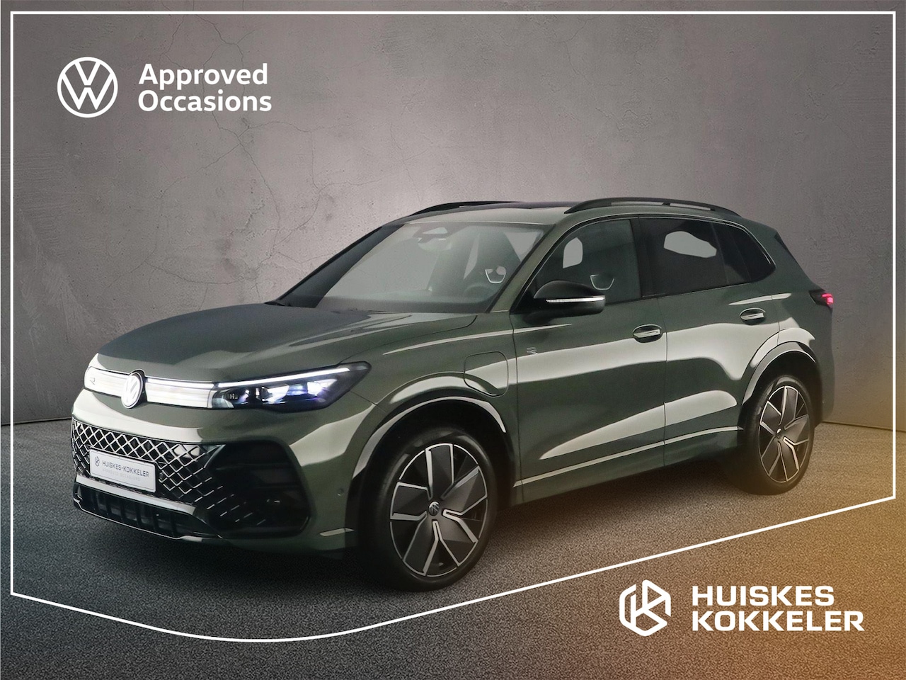 Volkswagen Tiguan - R-Line Edition 1.5 TSI eHybrid 272pk DSG Automaat Trekhaak, Black Style, Panoramadak, Adap - AutoWereld.nl