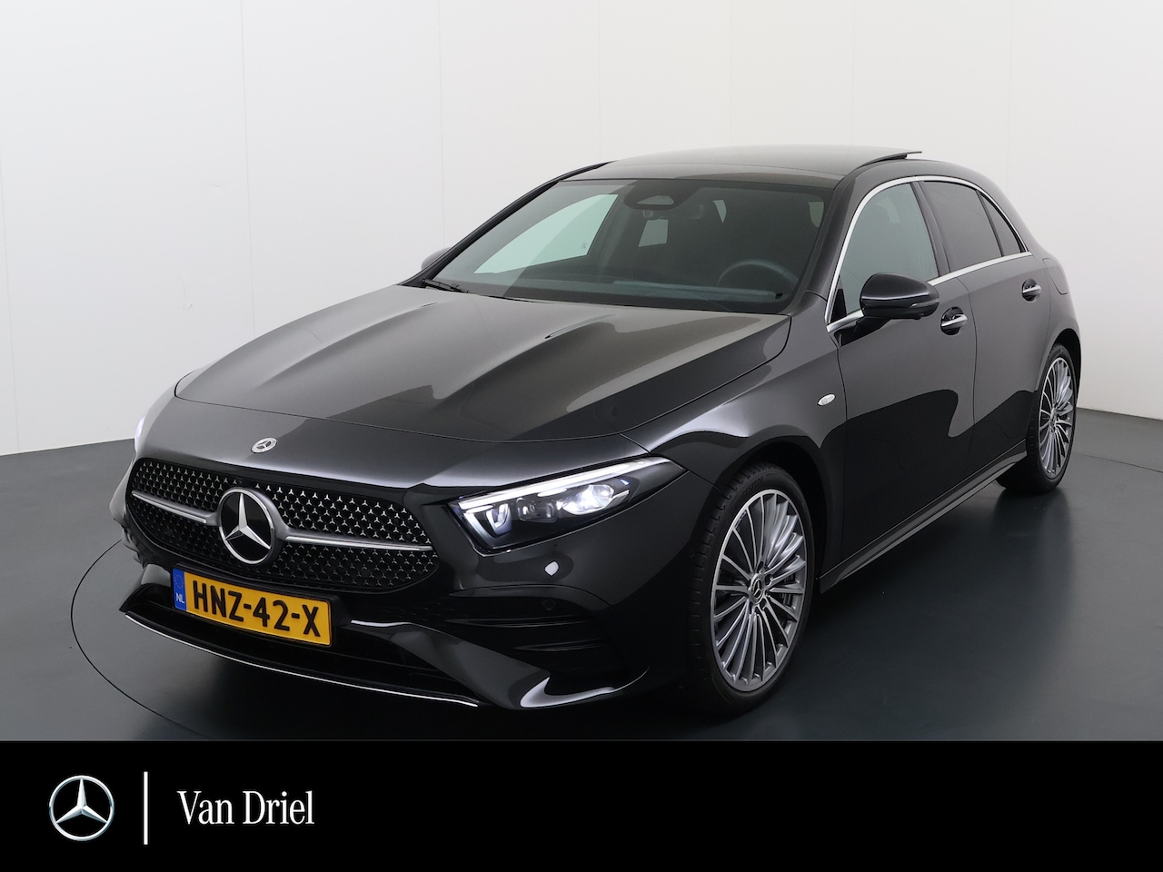 Mercedes-Benz A-klasse - 250 e AMG line | Pano HUD Memory Sound 360 Camera - AutoWereld.nl