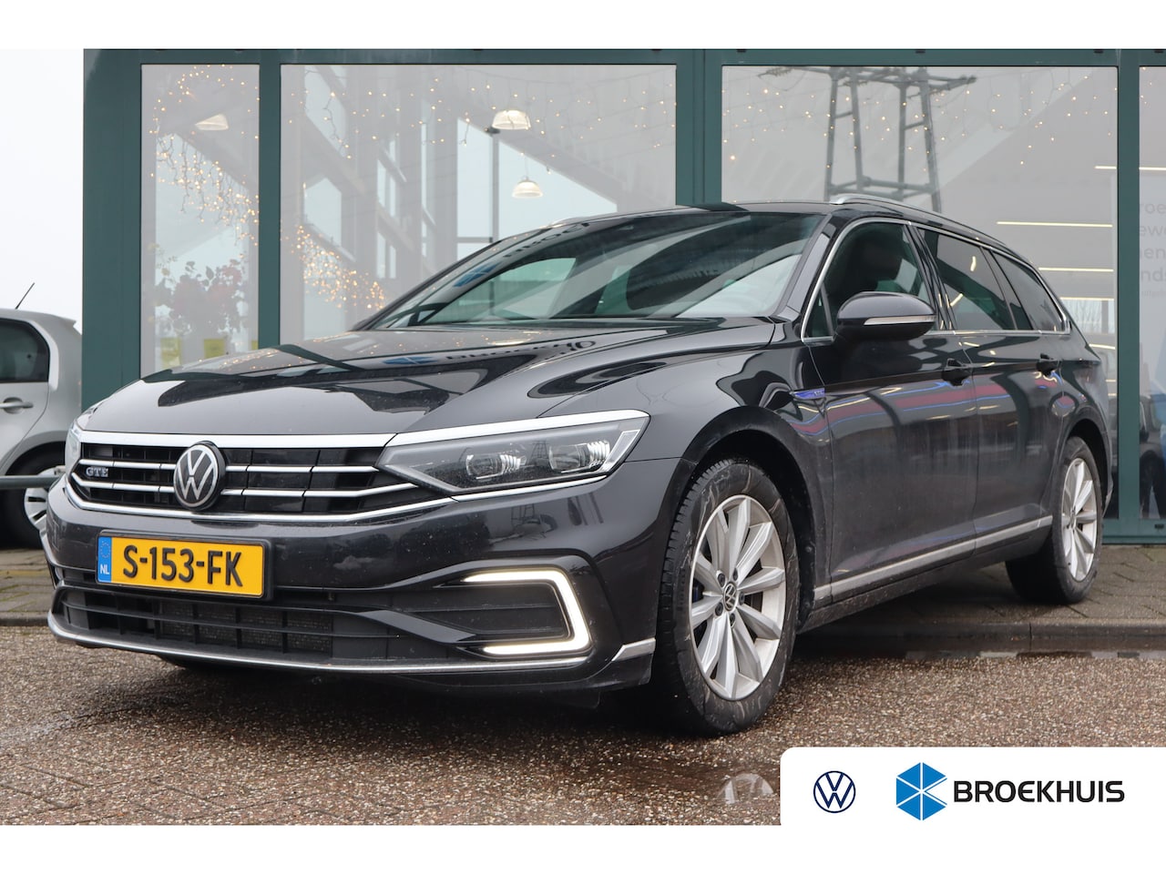 Volkswagen Passat Variant - 218PK 1.4 TSI PHEV GTE Business | Achteruitrijcamera | Navigatiesysteem | Trekhaak elektri - AutoWereld.nl