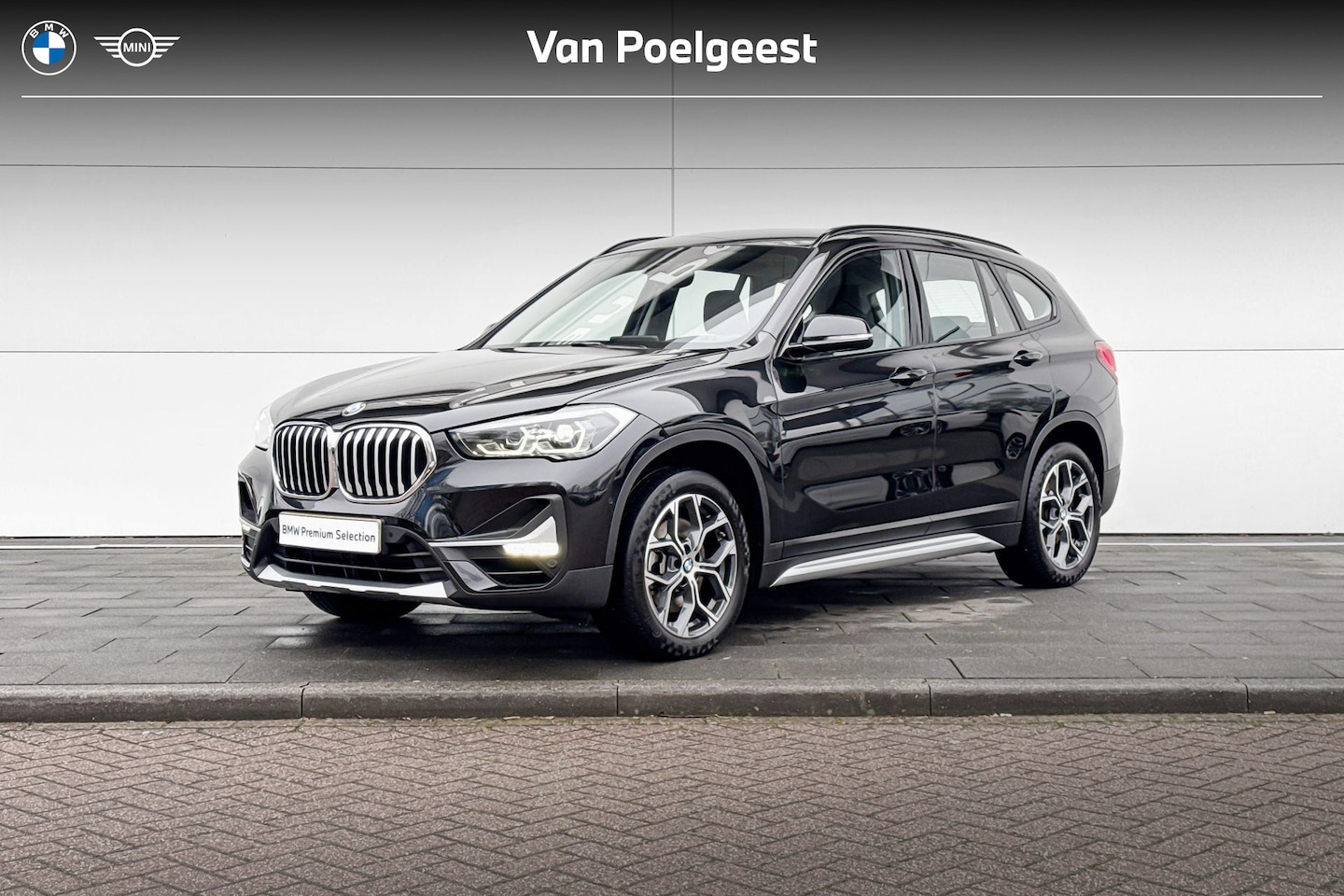 BMW X1 - sDrive20i Business Edition Plus xL:ine | High Executve | Trekhaak - AutoWereld.nl