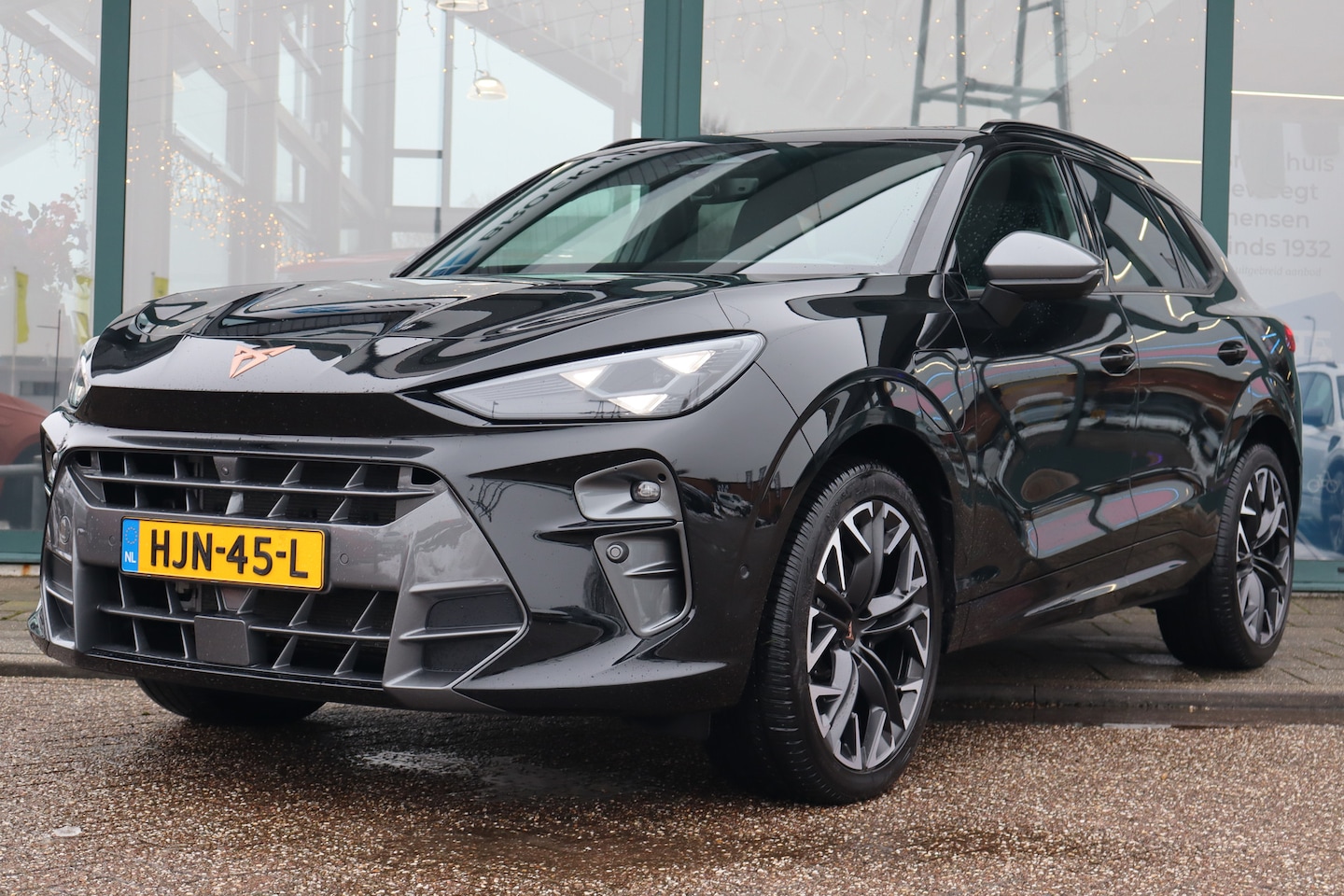 CUPRA Terramar - 1.5 TSI e-Hybrid VZ Performance 272pk | Achteruitrijcamera | Keyless entry/start | Rondomz - AutoWereld.nl