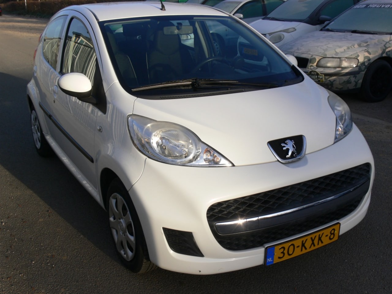 Peugeot 107 - 1.0-12V Sublime 1.0-12V Sublime - AutoWereld.nl