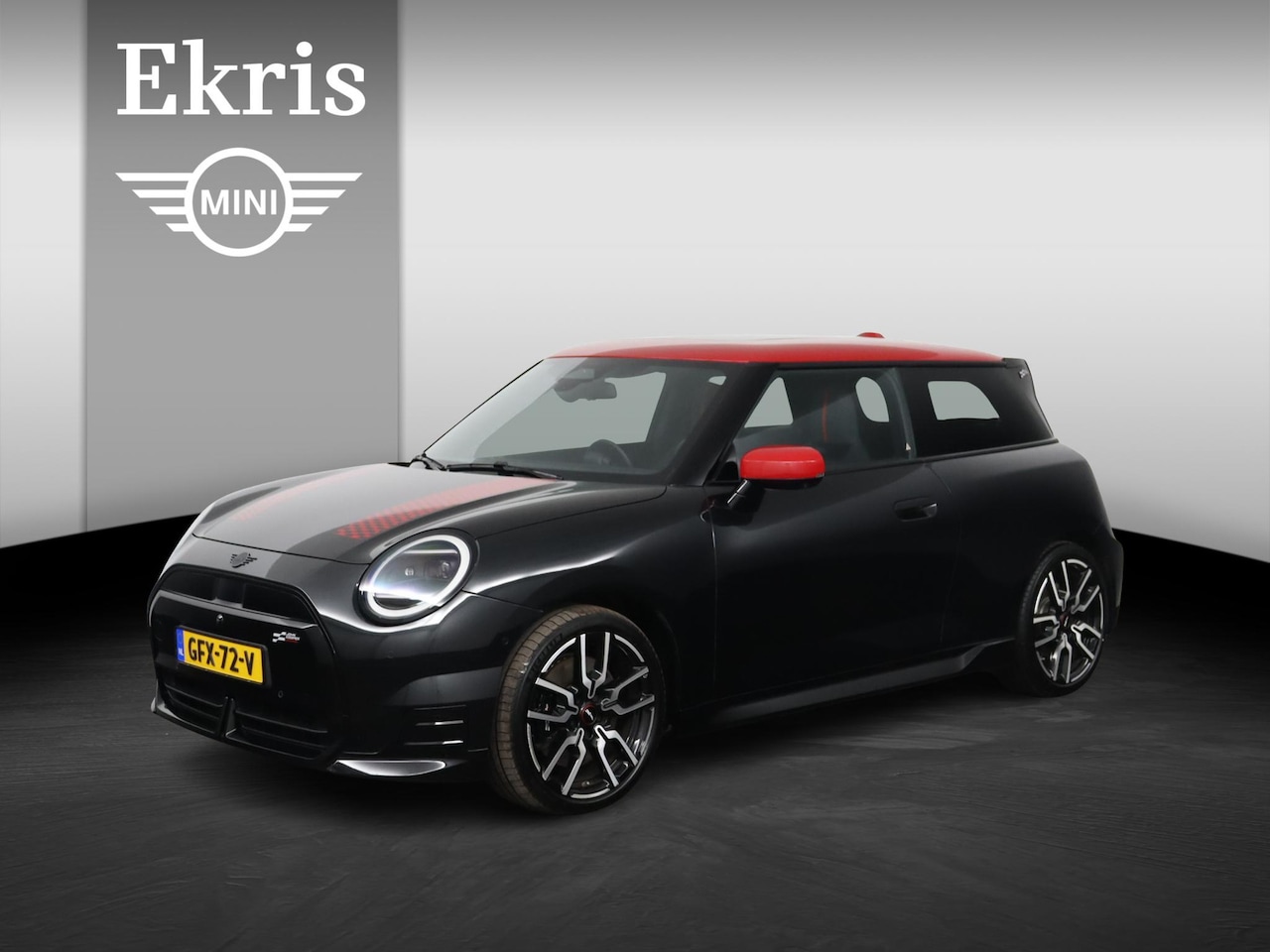 MINI John Cooper Works - Mini E Cooper XL 40.7 kWh | Head-Up Display |Stuurwielrand Verwarmd | Glazen Panoramadak | - AutoWereld.nl