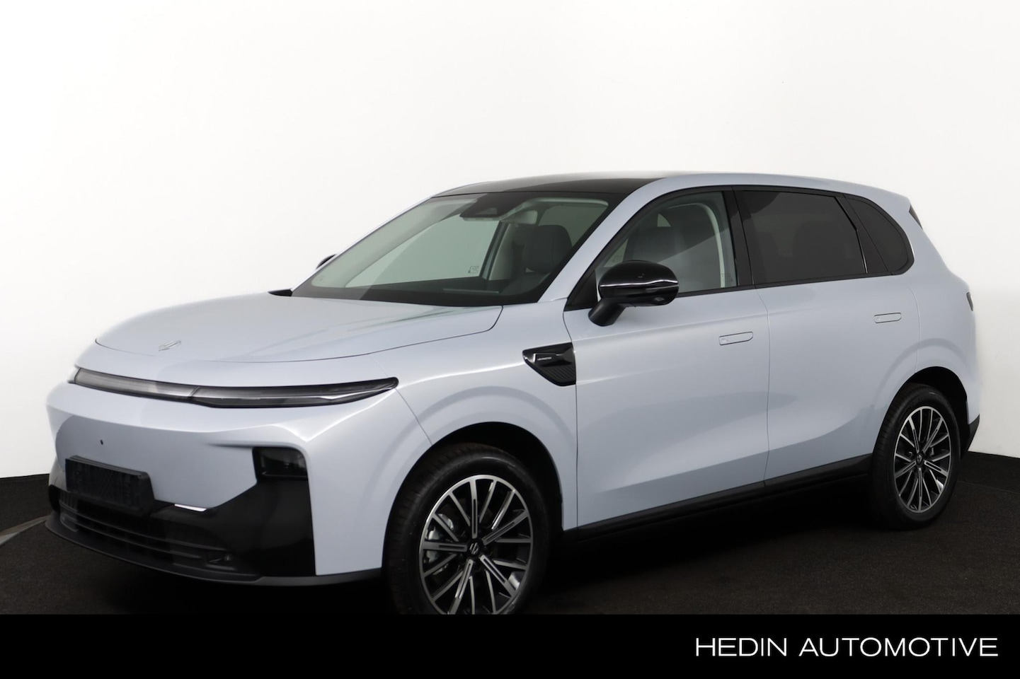 Leapmotor B10 - Design ProMax 67.1 kWh | 18% Bijtelling over de 1e 30.000 euro | Full Map Navigatie | Pano - AutoWereld.nl