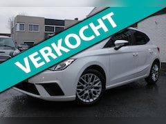 SEAT Ibiza - 1.0 TSI Style Business Intense / Adaptieve Cruise / Navi / Camera