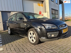 Ford Focus Wagon - 1.8-16V Futura Flexifuel // Vol Opties
