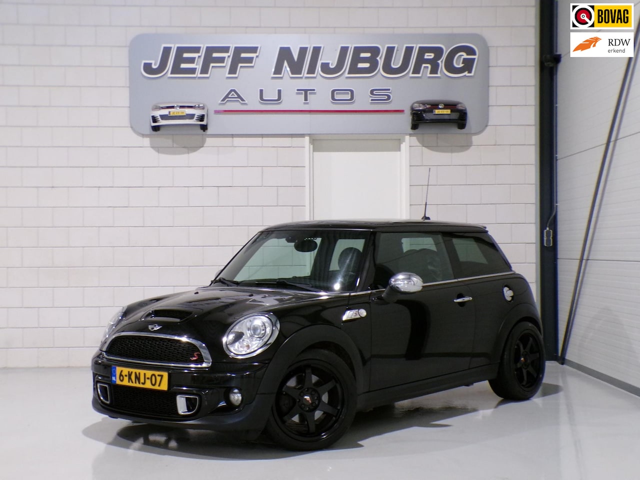 MINI Cooper S - Mini 1.6 Mayfair 184PK Xenon Harman/Kardon Leer Stoelverwarming 17"Velgen Navigatie Blueto - AutoWereld.nl