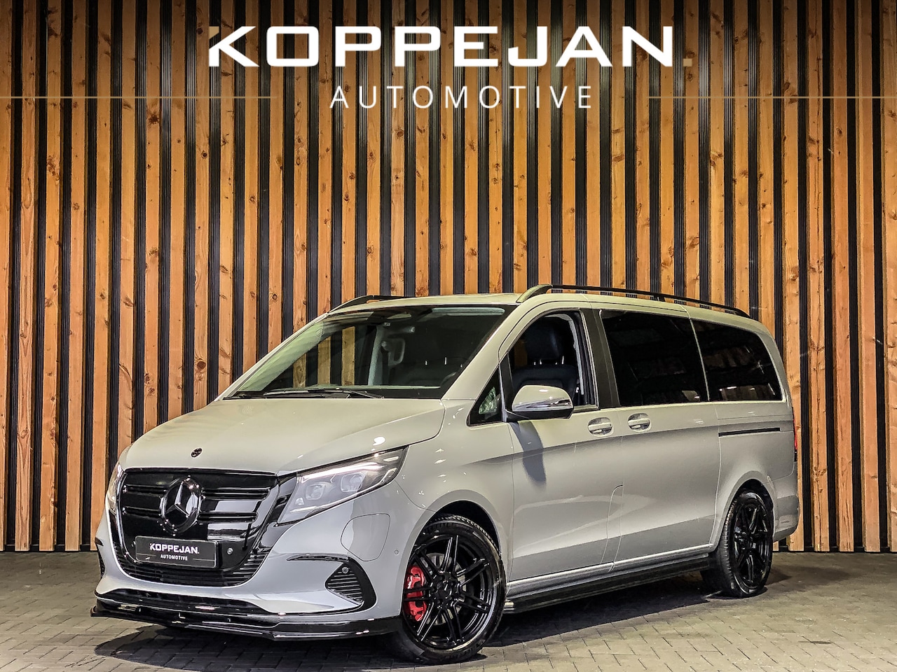 Mercedes-Benz EQV - 300 L2 90kWh | DISTRONIC | MBUX | LED | STOELVERWARMING | EASY PACK | - AutoWereld.nl
