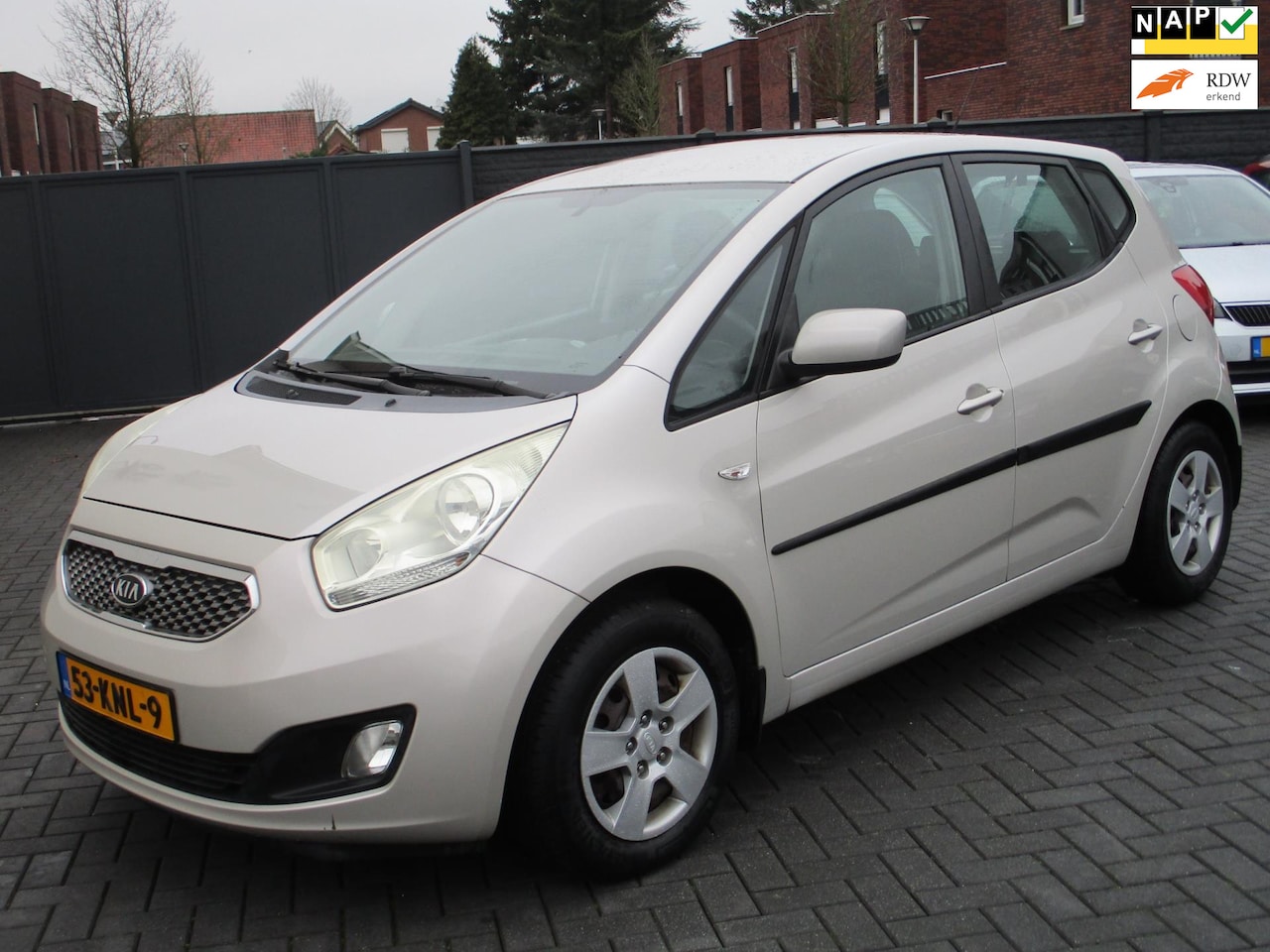 Kia Venga - 1.4 CVVT X-tra Airco 86 dkm !! - AutoWereld.nl
