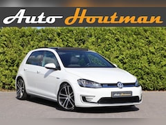 Volkswagen Golf - 1.4 TSI DSG GTE 204 Pk Keyless|Nwe D-riem|PanoSchuifdak|18 Inch|Navi|TRHK|Ecc