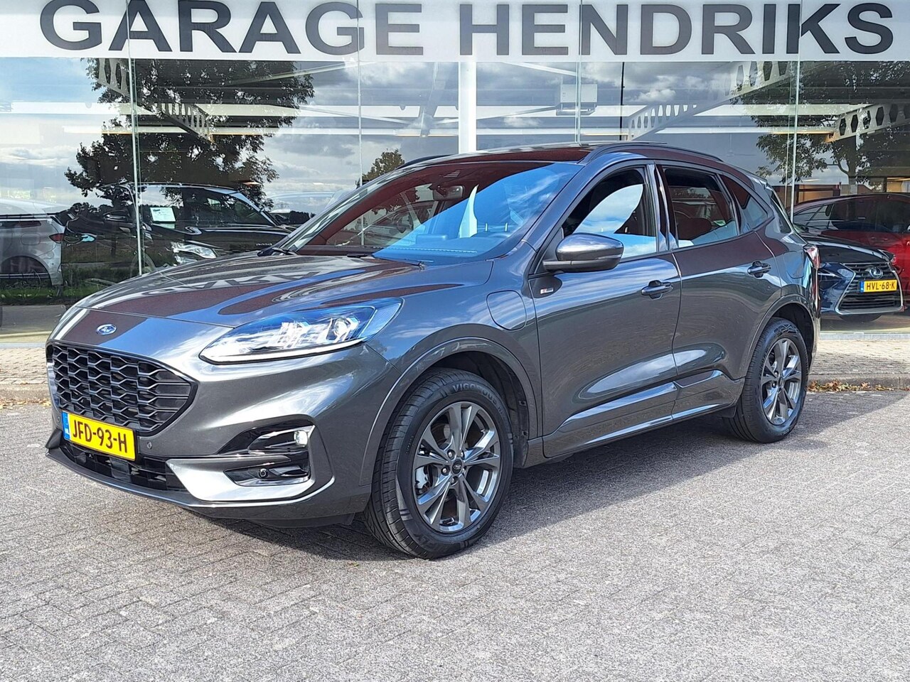 Ford Kuga - 2.5 PHEV ST-Line | Panorama Dak | LED | Navi | Camera | Climate | occasion - AutoWereld.nl
