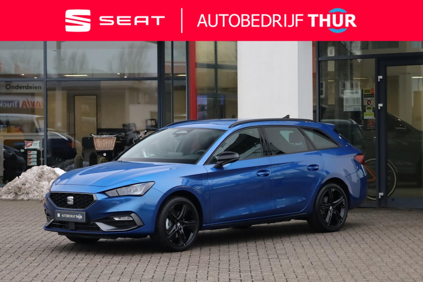 SEAT Leon Sportstourer - 1.5 TSI e-Hybrid FR Business 1.5 TSI e-Hybrid FR Business 204PK / 150kW, Achteruitrijcamera, 3-zone Climatronic, Apple - AutoWereld.nl