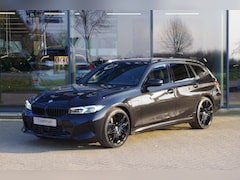 BMW 3-serie Touring - 330e xDrive 293 PK High Executive M-Sport PHEV, Kuipstoelen, Panoramadak, Memory, Head-up