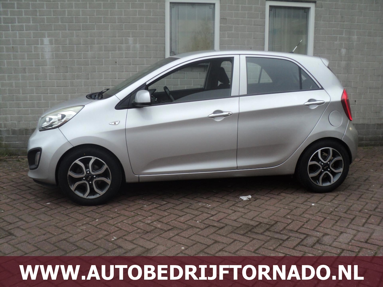 Kia Picanto - 1.0 CVVT mooi nette auto airco 5drs bj2014 - AutoWereld.nl