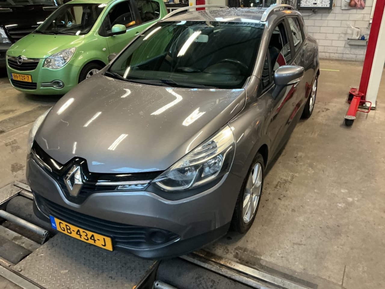 Renault Clio - 0.9 TCE NIGHTenDAY - AutoWereld.nl