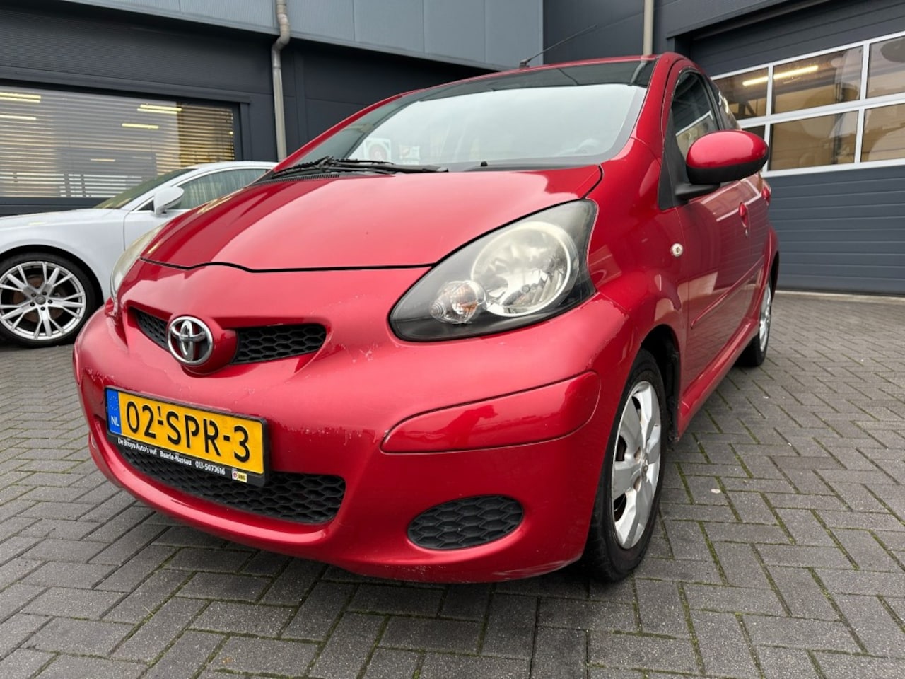 Toyota Aygo - 1.0 met APK 11-2026! Airco, navigatie - AutoWereld.nl