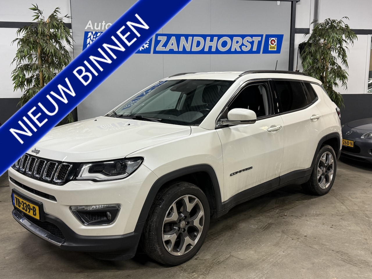 Jeep Compass - 1.4 MultiAir Opening Edition Plus // Leer // Beats audio // Trekhaak - AutoWereld.nl