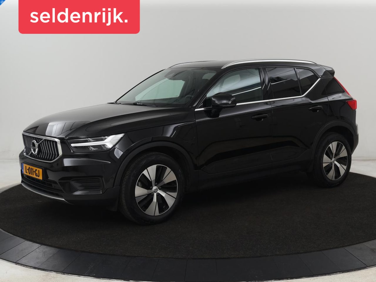 Volvo XC40 - 1.5 T4 Recharge Inscription Expression| Trekhaak | Stoel & stuurverwarming | 360 Camera | - AutoWereld.nl