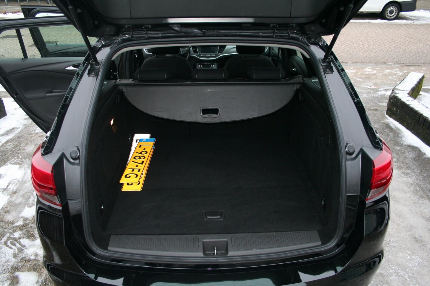 Opel Astra Sports Tourer - 1.2 Business Edition 1.2 Business Edition