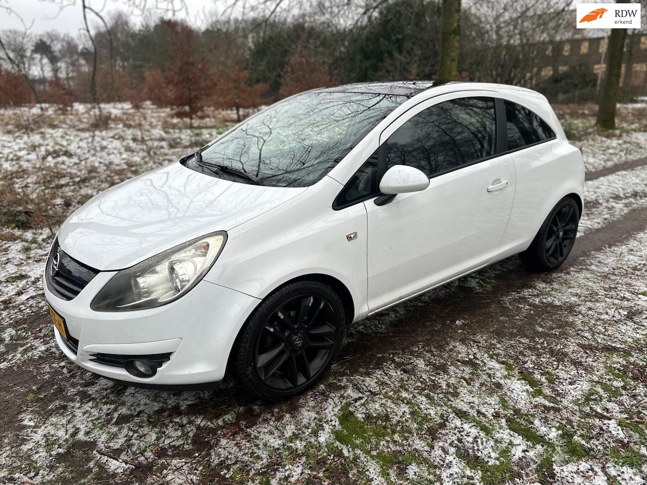 Opel Corsa - 1.4-16V apk t/m 10-06-2026 - AutoWereld.nl