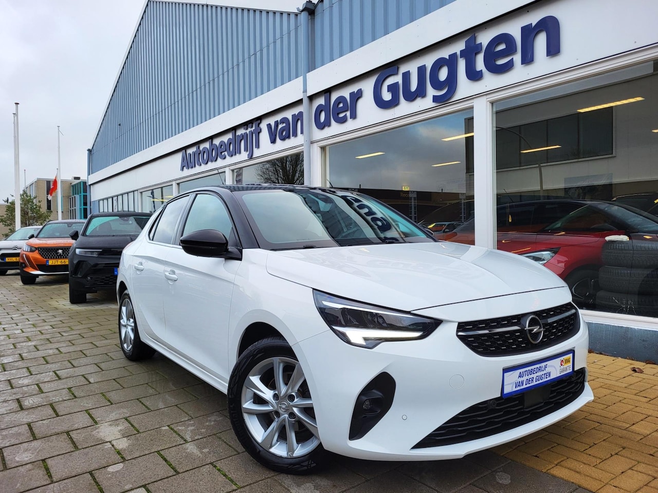 Opel Corsa - 1.2 / Parkeersensoren / Camera / Apple Carplay & Android Auto / - AutoWereld.nl