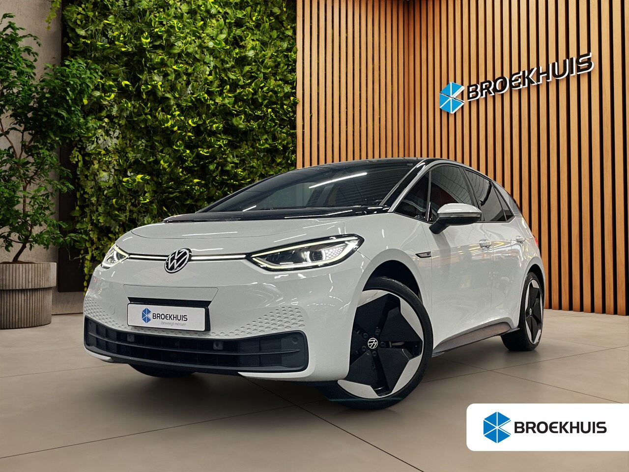 Volkswagen ID.3 - First Max 58 kWh | NL-auto | 1e eig. | Matrix LED | Adapt. Cruise | Pano | Ergo stoelen | - AutoWereld.nl