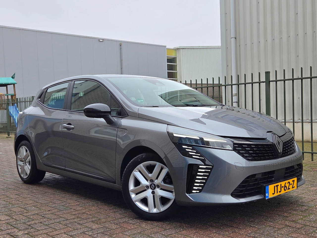 Renault Clio - 1.0 Navigatie-Led-Cruise-Lane Assist-PDC - AutoWereld.nl