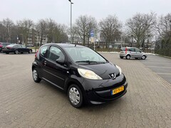 Peugeot 107 - 1.0-12V XS