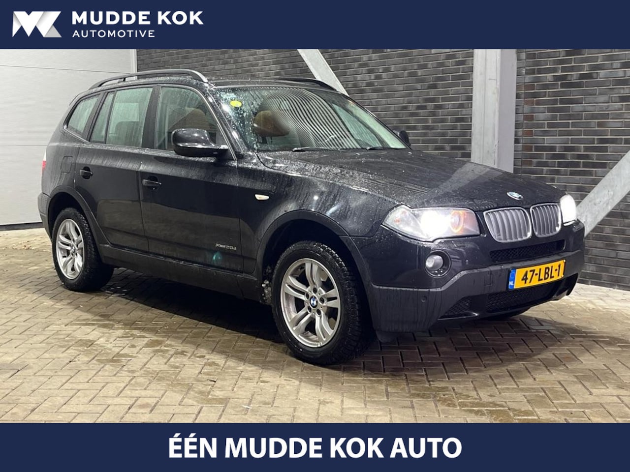 BMW X3 - 2.0d | Automaat | Panoramadak | Vol-Leder | Stoelverlengers | Navigatie | 17 Inch - AutoWereld.nl