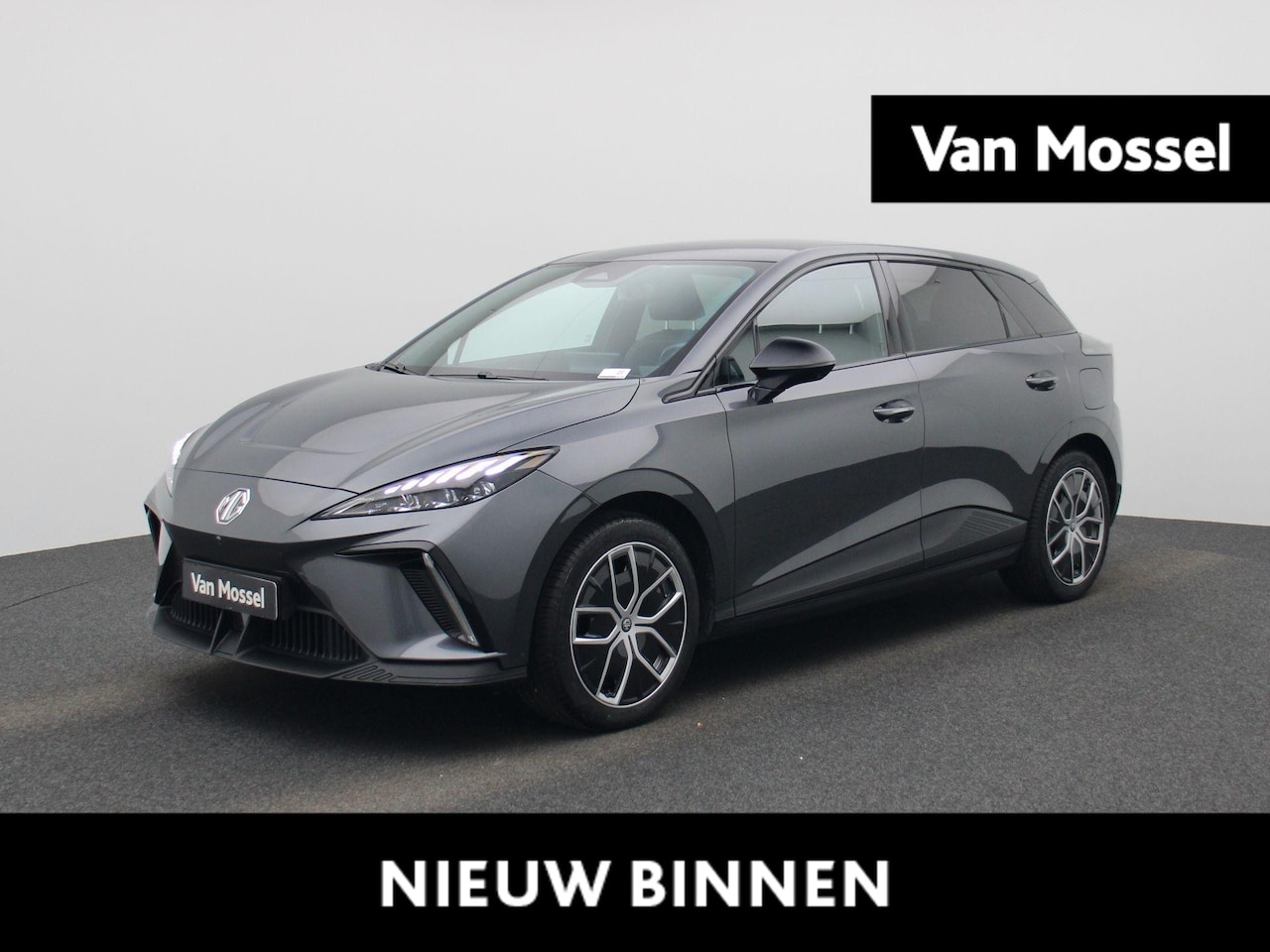 MG MG4 - 64 kWh Luxury | Automaat | Navigatie | Climate Control | Apple Carplay / Android Auto | Ad - AutoWereld.nl