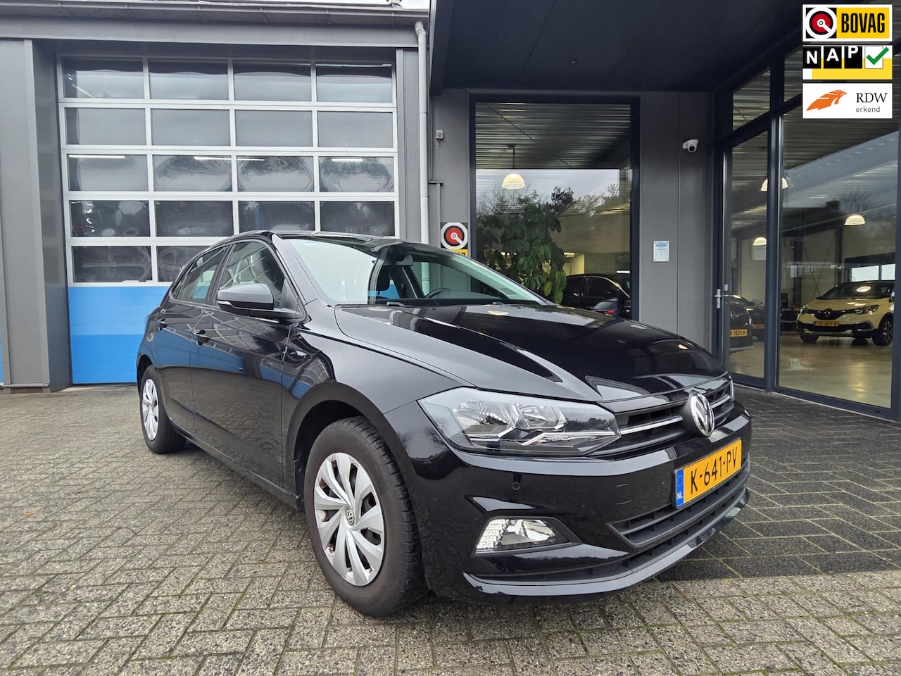 Volkswagen Polo - 1.0 TSI Comfortline Business * Navigatie,*DAB,*Camera - AutoWereld.nl