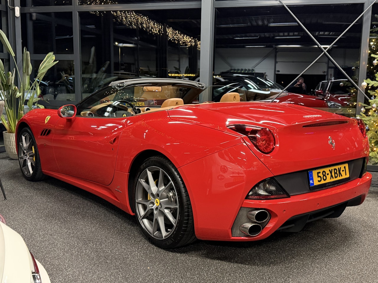 Ferrari California - 4.3 V8 4.3 V8 - AutoWereld.nl