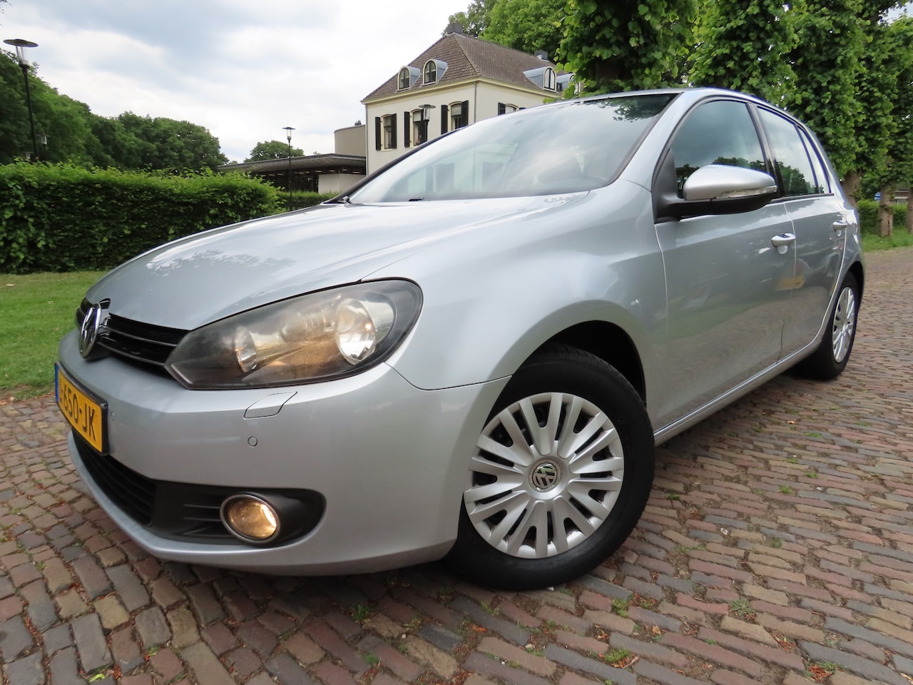 Volkswagen Golf - 1.2 TSI Comfortline BlueMotion Ecc Cruisecontrol Navigatie Stoelverwarming Pdc***Apk t/m 1 - AutoWereld.nl