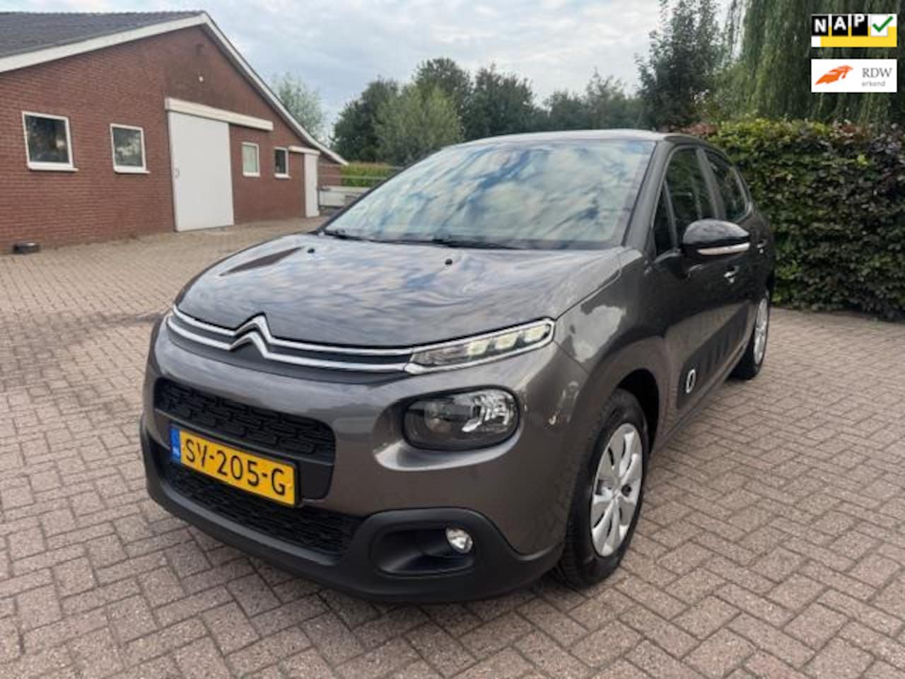 Citroën C3 - 1.2 PureTech Feel 105g 1.2 PureTech Feel 105g - AutoWereld.nl