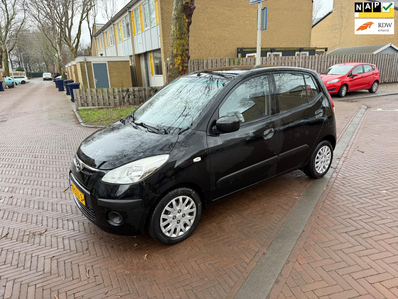 Hyundai i10 - AUTOMAAT / 43.000 NAP / Airco / Tweede eigenaar - AutoWereld.nl