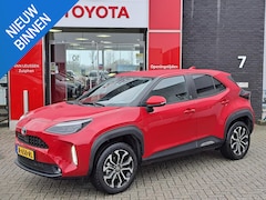 Toyota Yaris Cross - 1.5 Hybrid DYNAMIC PLUS TREKHAAK PDC STOEL-/STUURVERWARMING APPLE CAR PLAY & ANDROID AUTO
