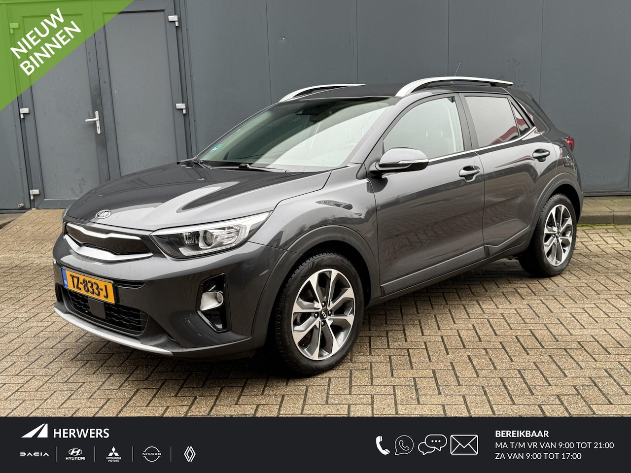 Kia Stonic - 1.0 T-GDi DynamicLine Climate Control / Stoel & Stuur verwarming / Trekhaak / Camera / All - AutoWereld.nl