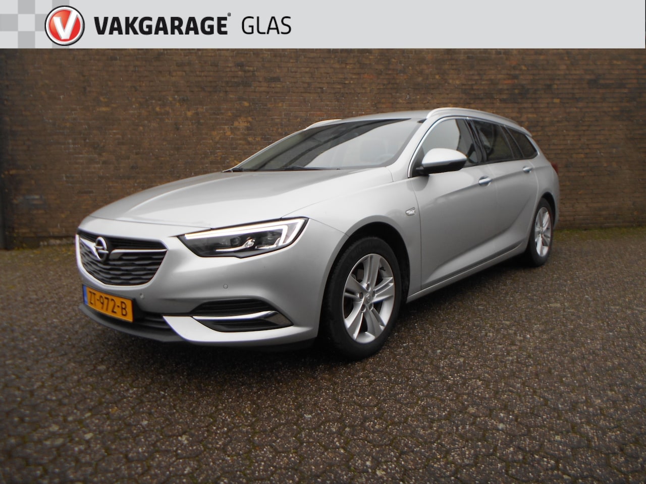 Opel Insignia Sports Tourer - 1.5 Turbo 165pk Innovation AGR stoelen Leder / Haak - AutoWereld.nl